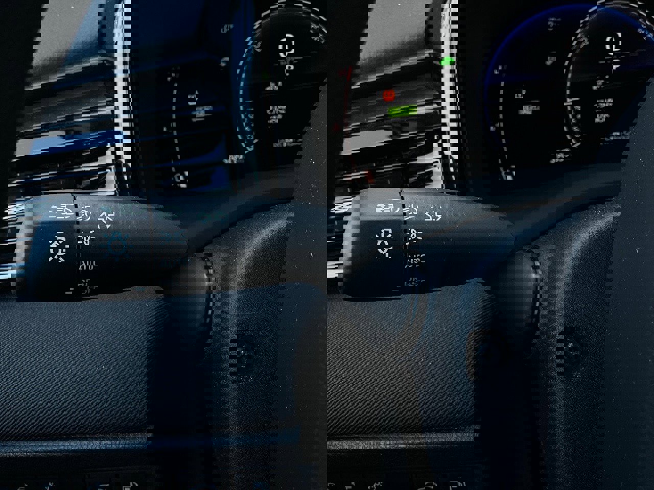 Used 2025 Toyota Camry LE image 34