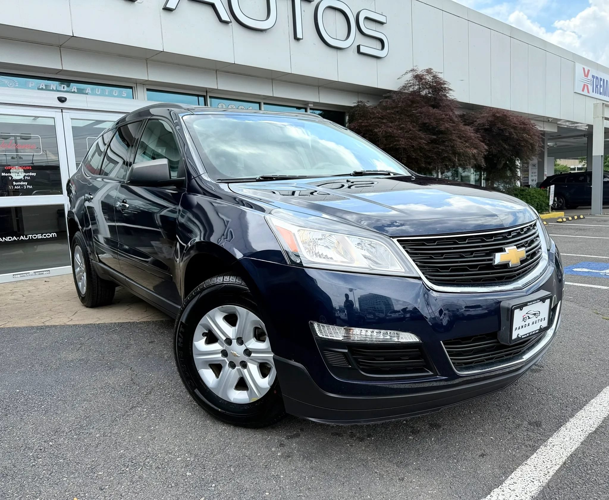 Used 2015 Chevrolet Traverse LS