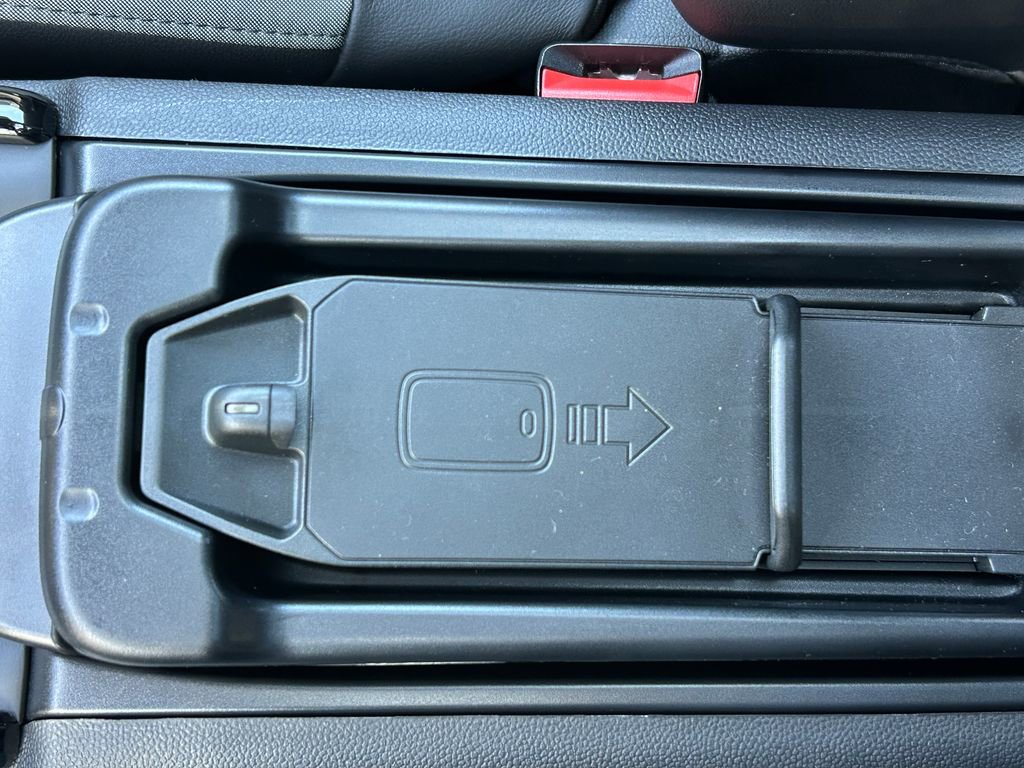 Used 2023 MINI Cooper Clubman John Cooper Works image 29