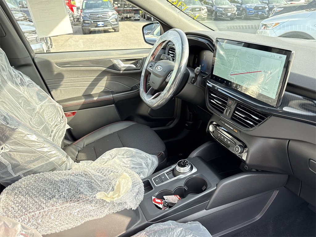 Used 2025 Ford Escape ST-Line w/ Tech Pack #1 image 27