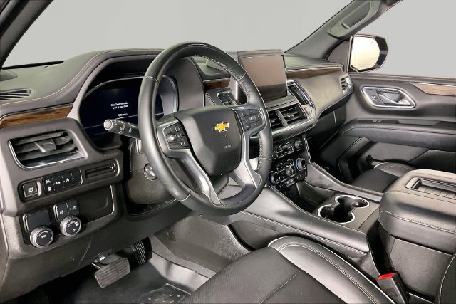 Used 2023 Chevrolet Suburban Premier RWD image 15