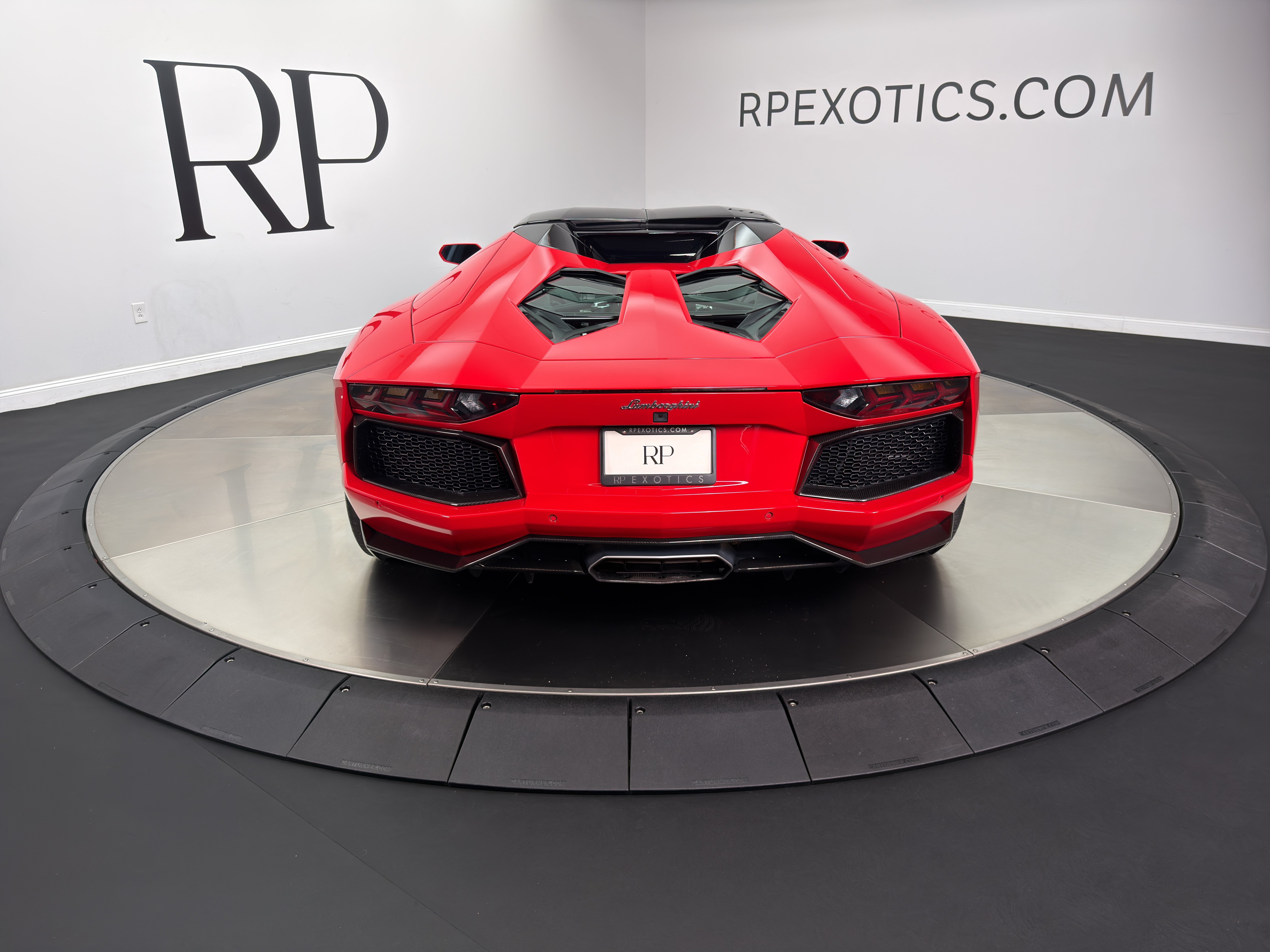 Used 2016 Lamborghini Aventador LP 700-4 AWD/4WD image 16