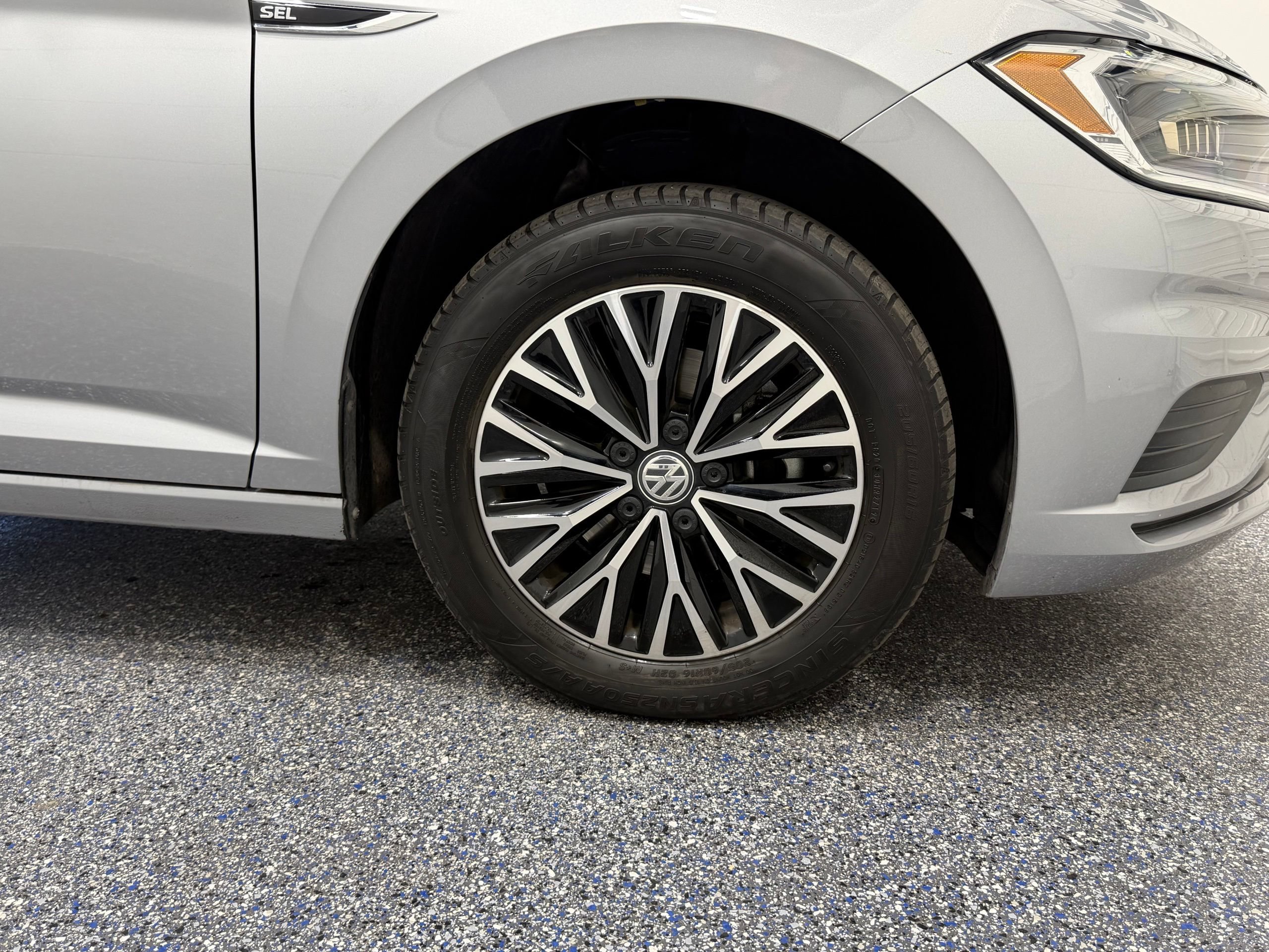 Used 2019 Volkswagen Jetta SEL FWD image 14