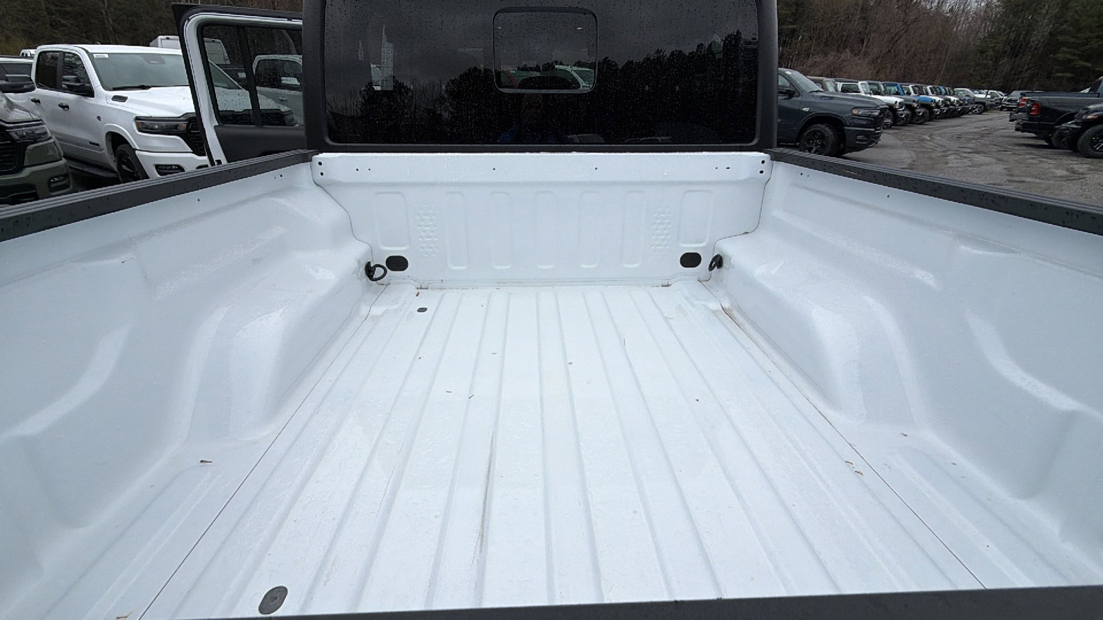 Used 2024 Jeep Gladiator Sport image 13