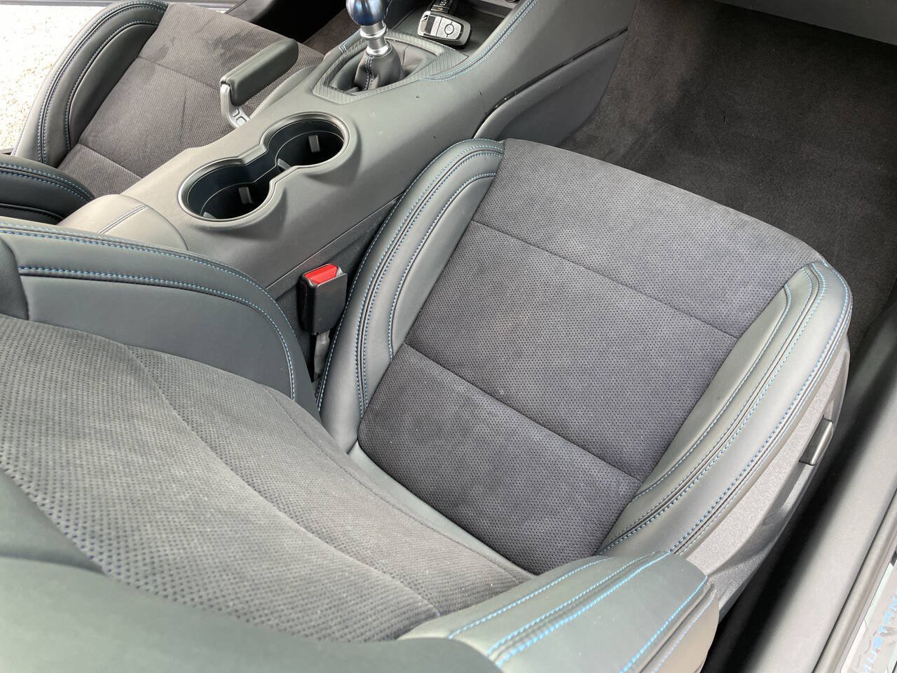 Used 2025 Ford Mustang Dark Horse RWD image 30