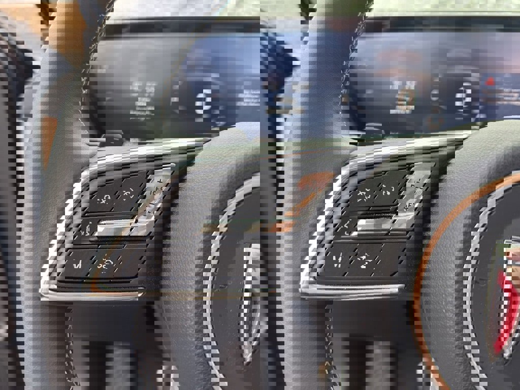 New 2025 Buick Envision Sport Touring image 17