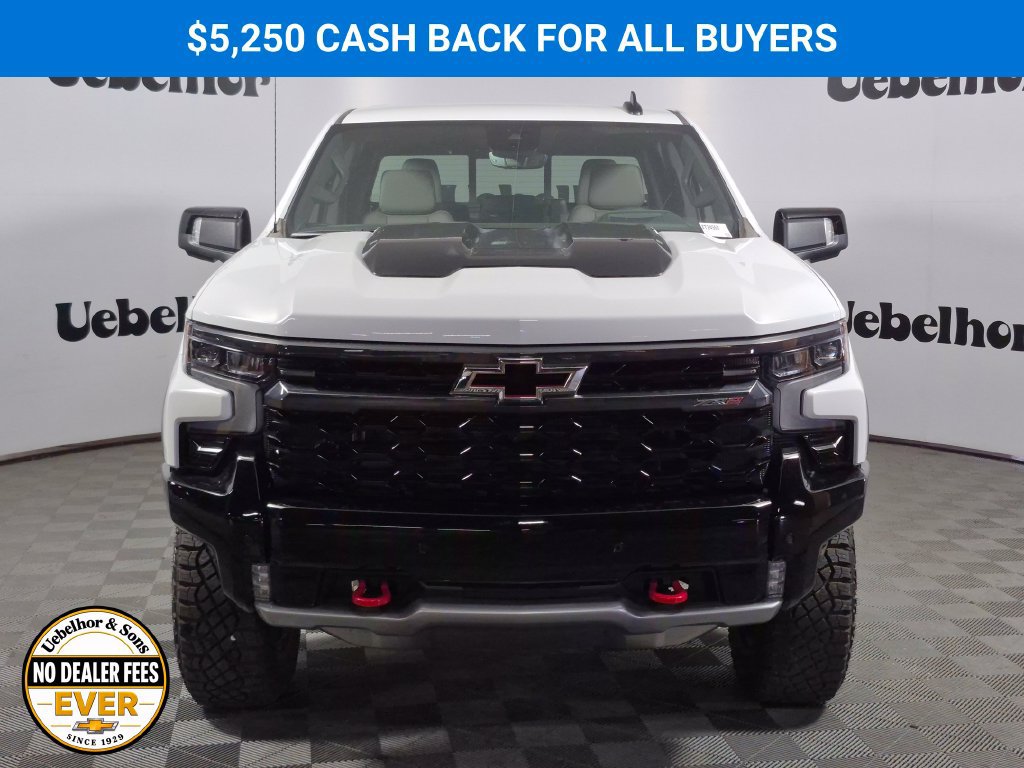 New 2026 Chevrolet Silverado 1500 ZR2 AWD/4WD image 2