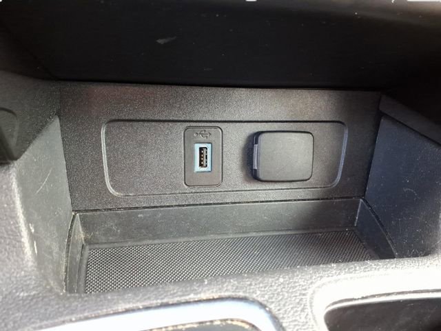 Used 2019 Ford Escape Titanium image 26