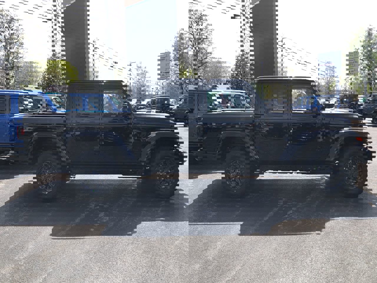 New 2026 Jeep Gladiator Sport image 6