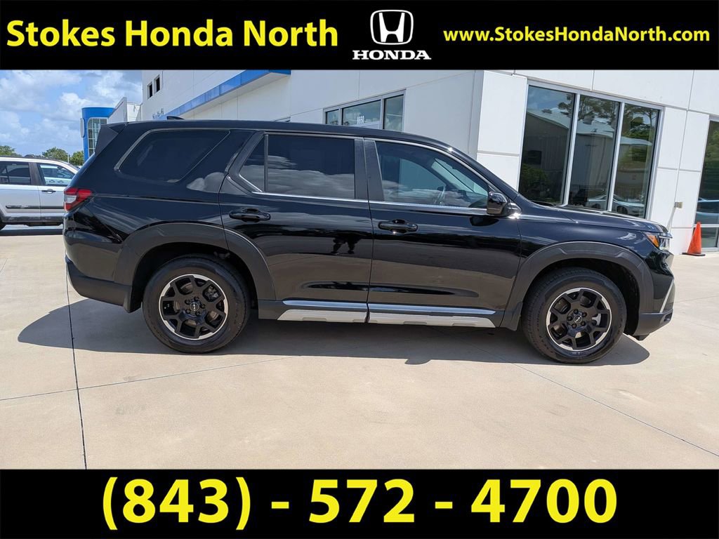 Certified 2025 Honda Pilot EX-L image 10
