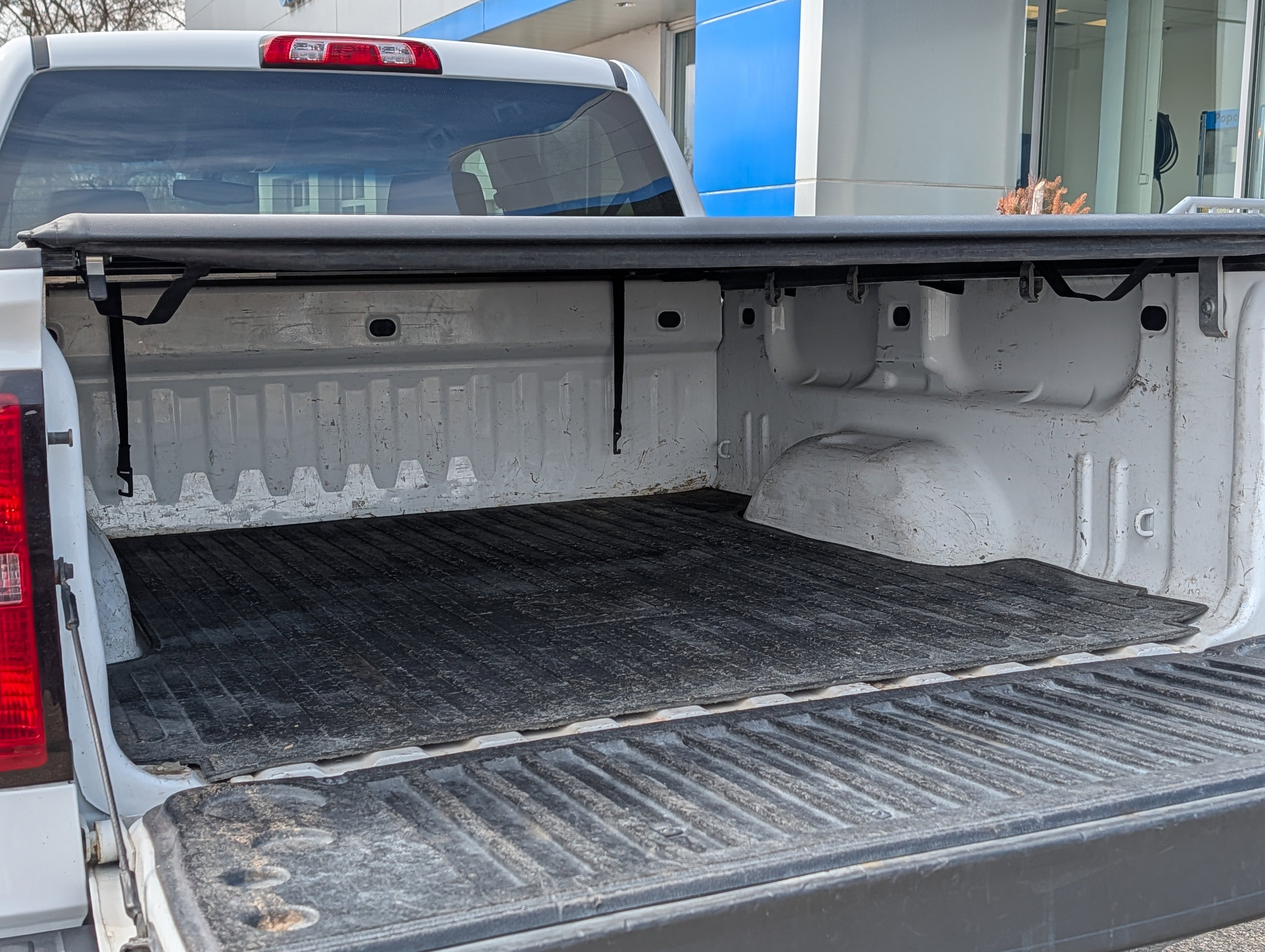 Used 2017 Chevrolet Silverado 1500 LT w/ All Star Edition AWD/4WD image 8