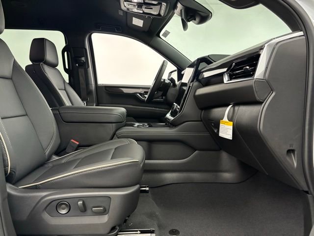 New 2026 GMC Yukon XL Elevation image 2