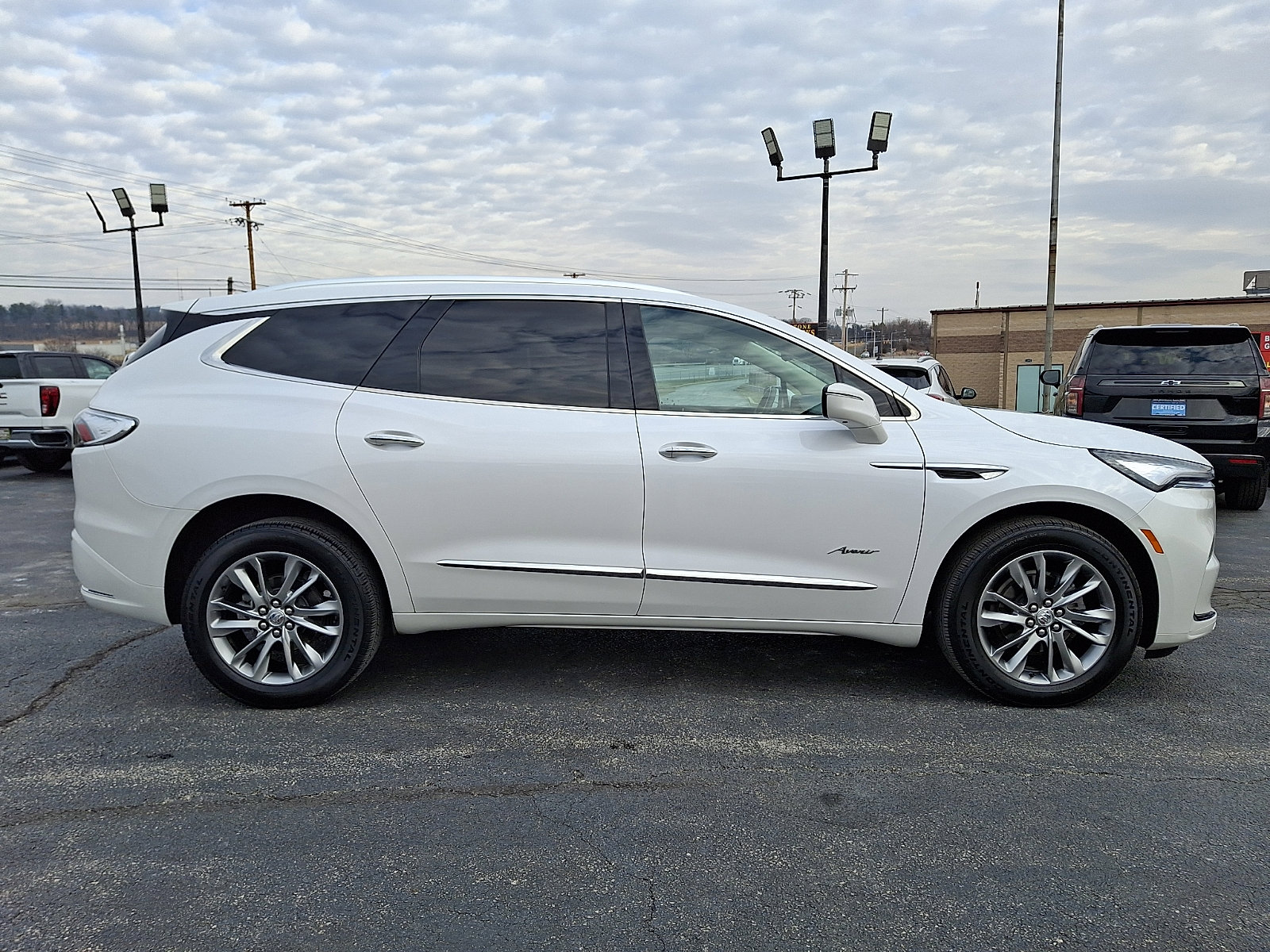 Certified 2024 Buick Enclave Avenir w/ Avenir Technology Package image 10