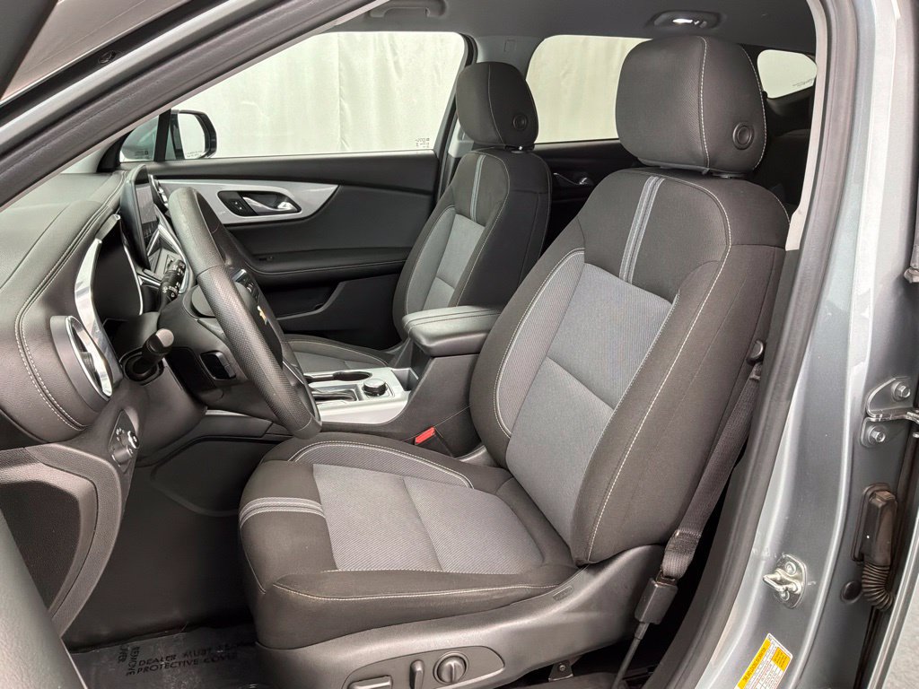Used 2023 Chevrolet Blazer LT AWD/4WD image 24