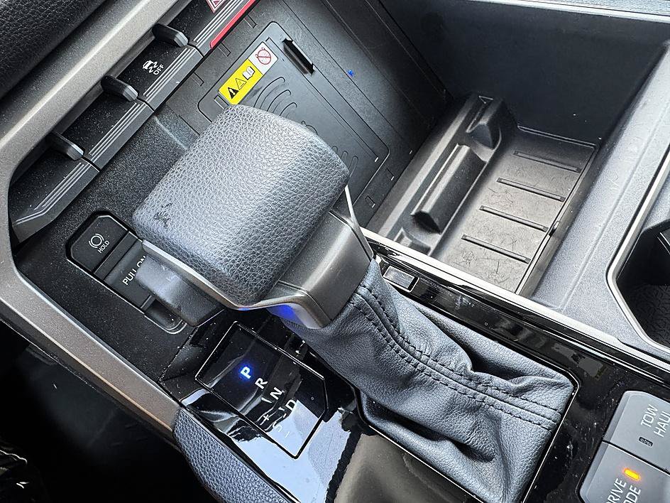 Used 2024 Toyota Tundra SR5 AWD/4WD image 21