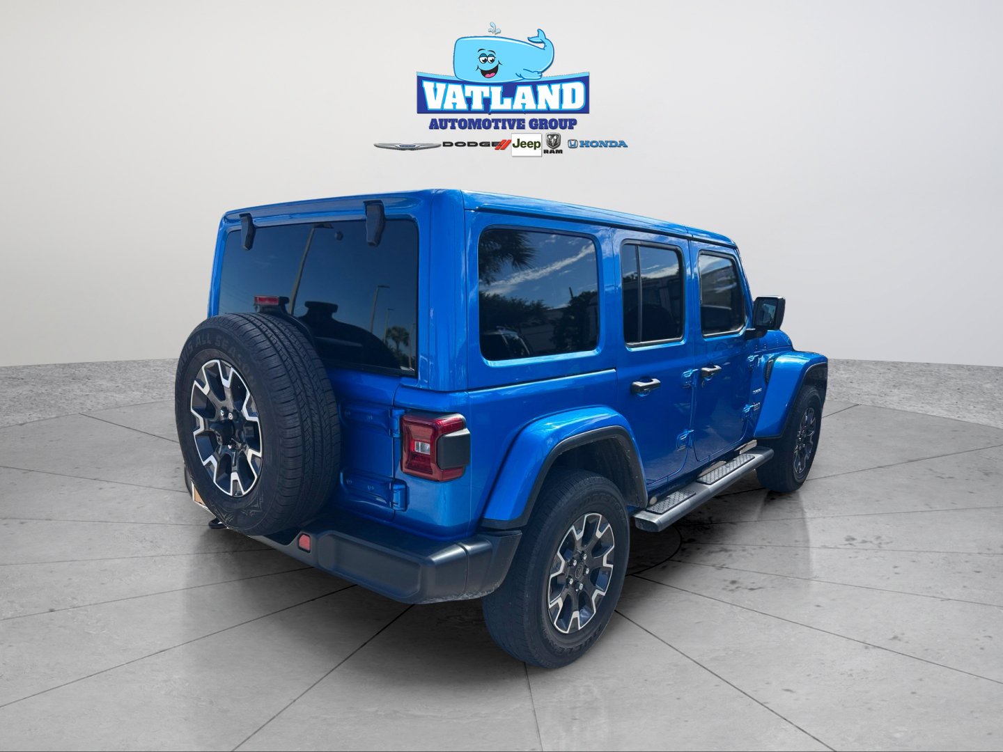 Certified 2024 Jeep Wrangler Unlimited Sahara AWD/4WD image 5