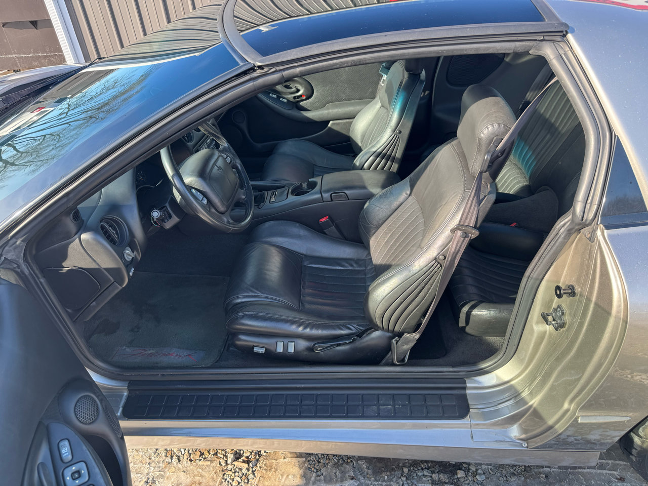 Used 2001 Pontiac Firebird Formula w/ SLP Firehawk Pkg image 8