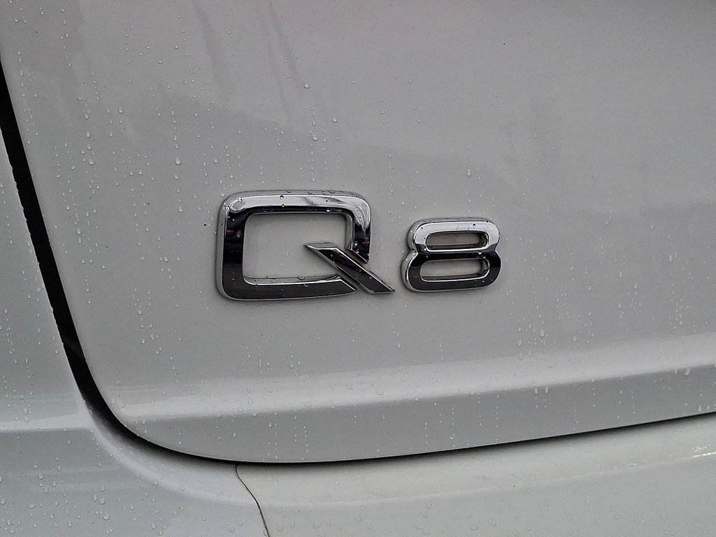 Used 2022 Audi Q8 Premium Plus w/ Premium Plus Package image 24