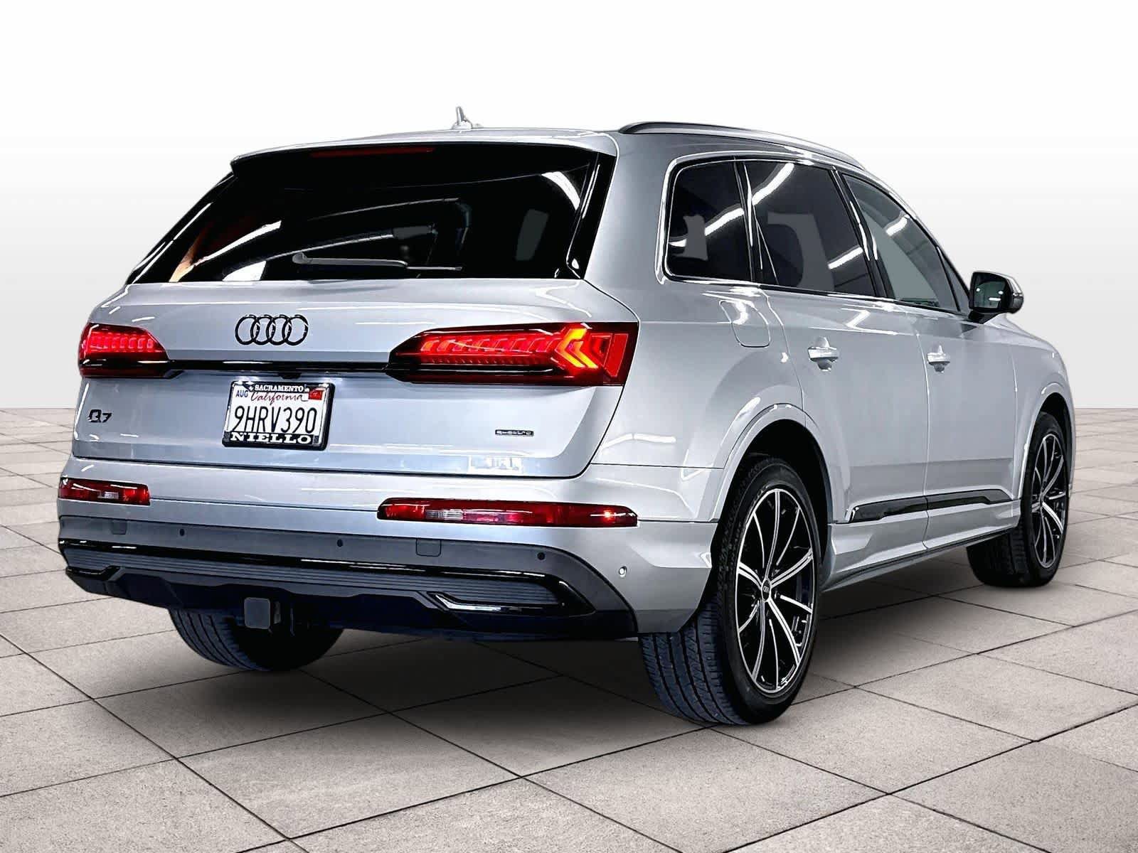 Used 2023 Audi Q7 3.0T Premium Plus w/ Premium Plus Package AWD/4WD image 14