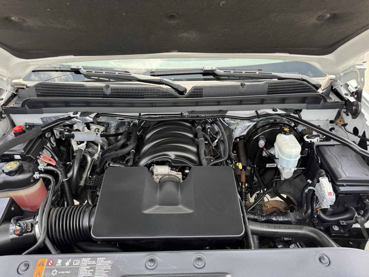 Used 2018 Chevrolet Silverado 1500 LT w/ All Star Edition AWD/4WD image 44