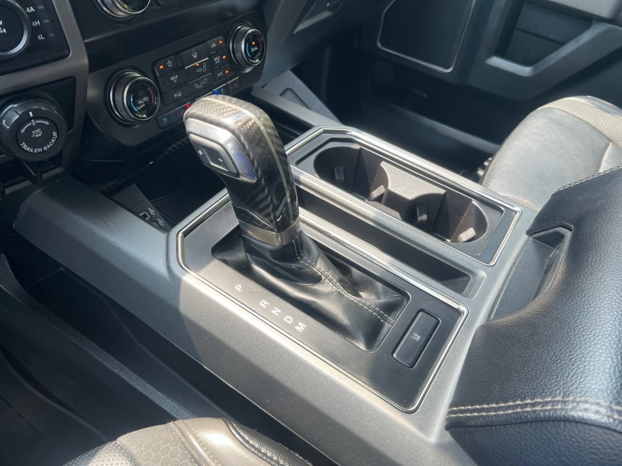 Used 2019 Ford F150 Raptor w/ Equipment Group 802A Luxury AWD/4WD image 36