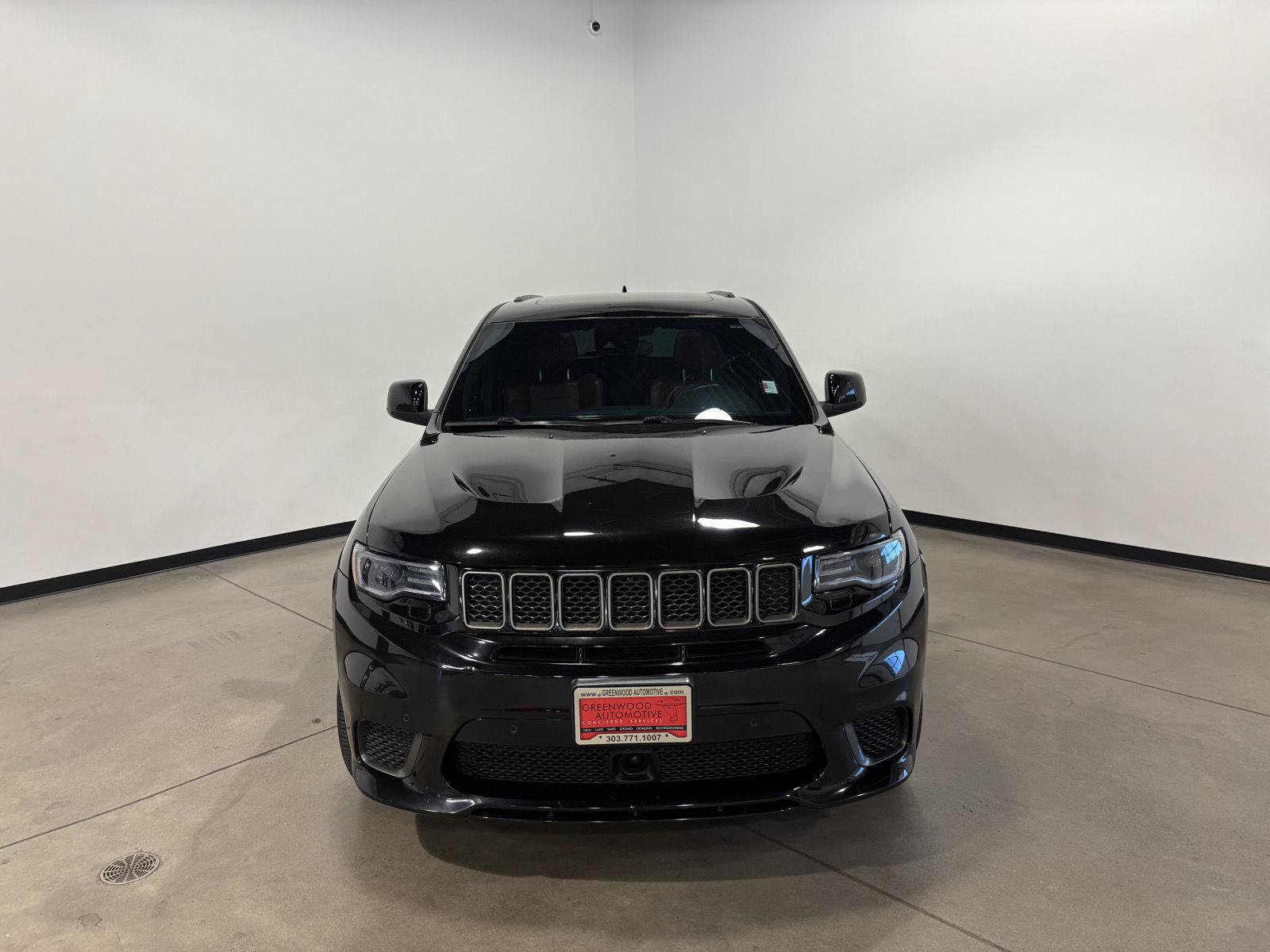 Used 2018 Jeep Grand Cherokee Trackhawk AWD/4WD image 7