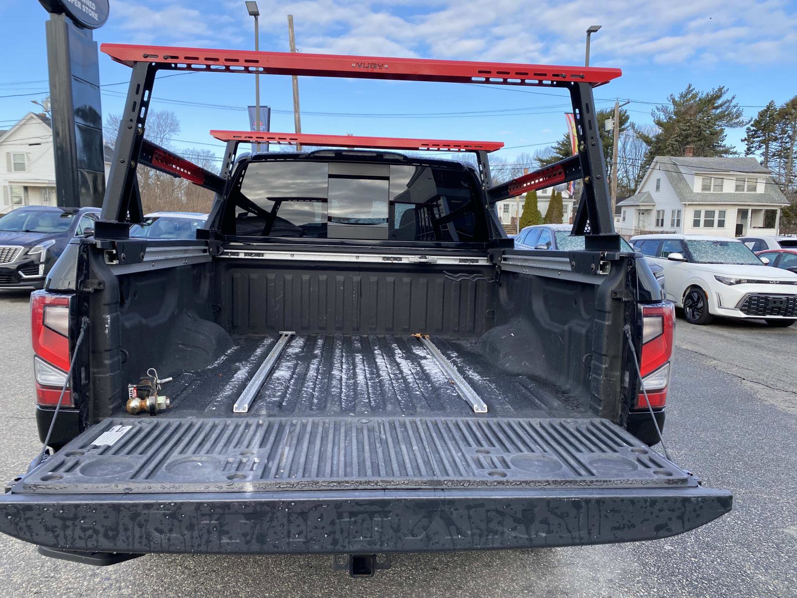 Used 2021 Nissan Titan PRO-4X w/ Pro-4x Convenience Package AWD/4WD image 6