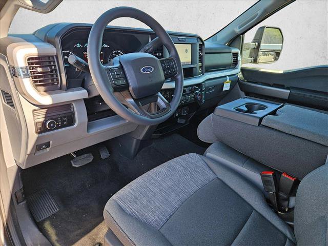 New 2026 Ford F250 XLT w/ FX4 Off-Road Package video 3