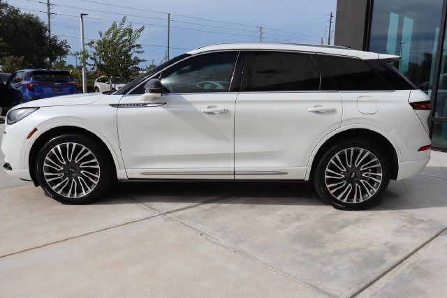 Used 2022 Lincoln Corsair Reserve w/ Sport Package AWD/4WD image 7