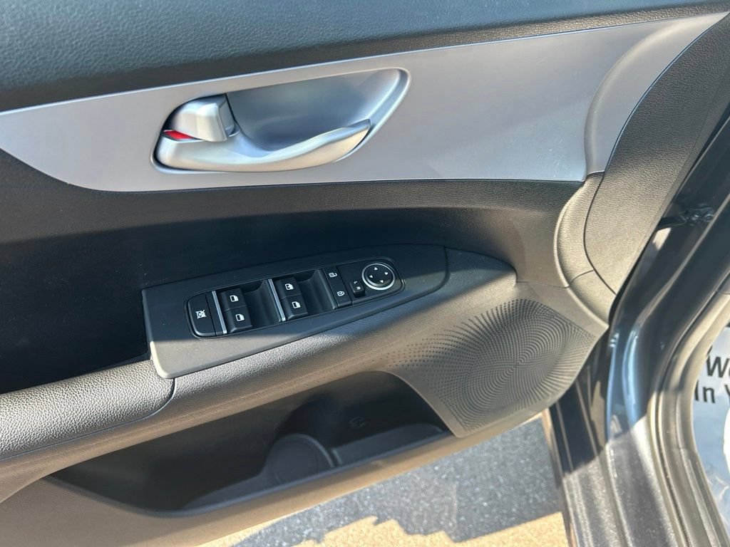 Used 2024 Kia Forte LXS FWD image 21