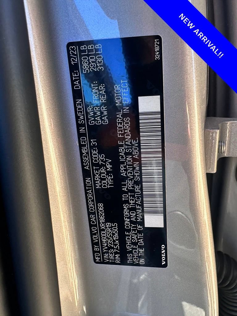 Used 2024 Volvo XC60 T8 Plus AWD/4WD image 23
