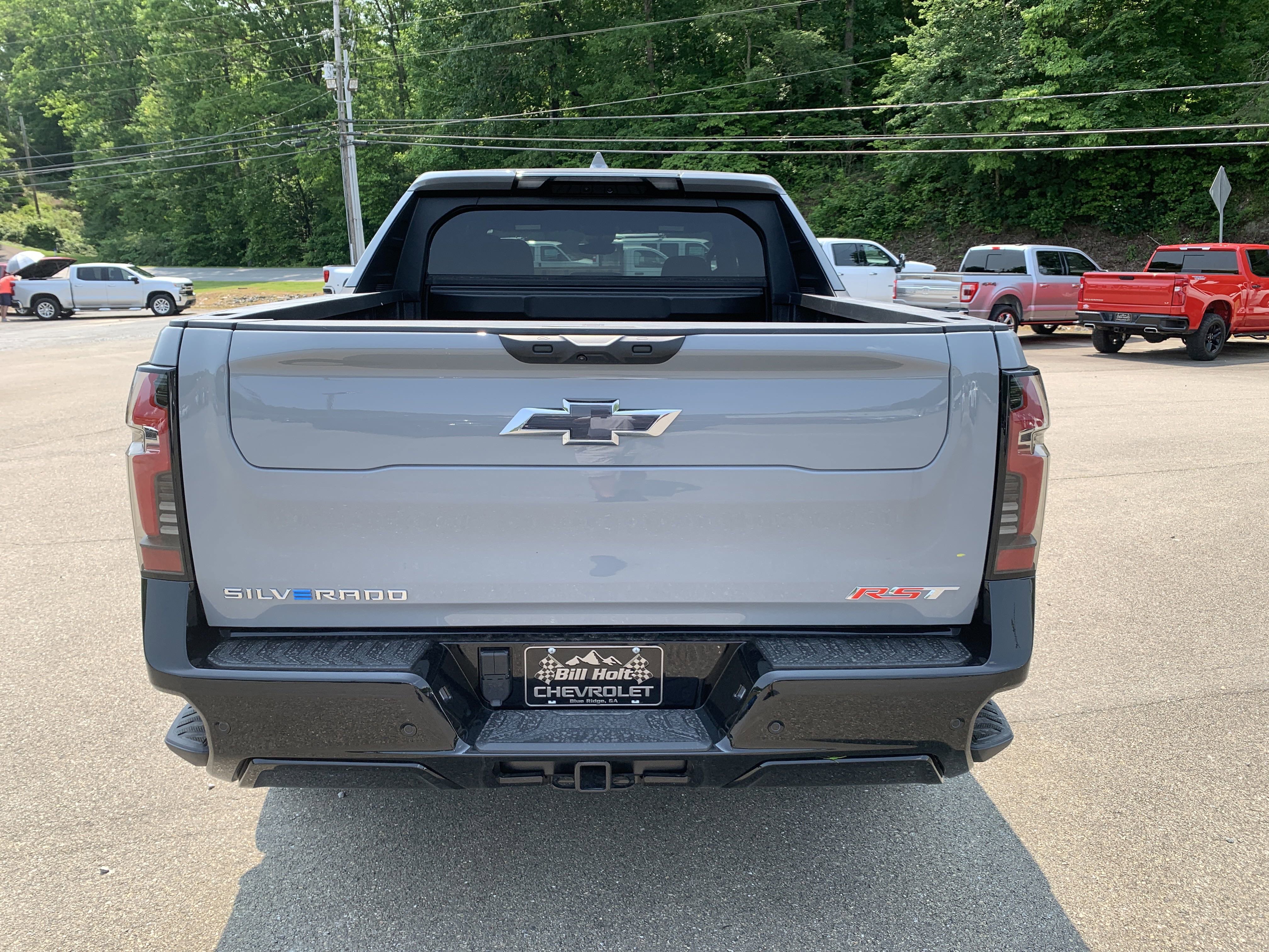 New 2025 Chevrolet Silverado EV RST image 3