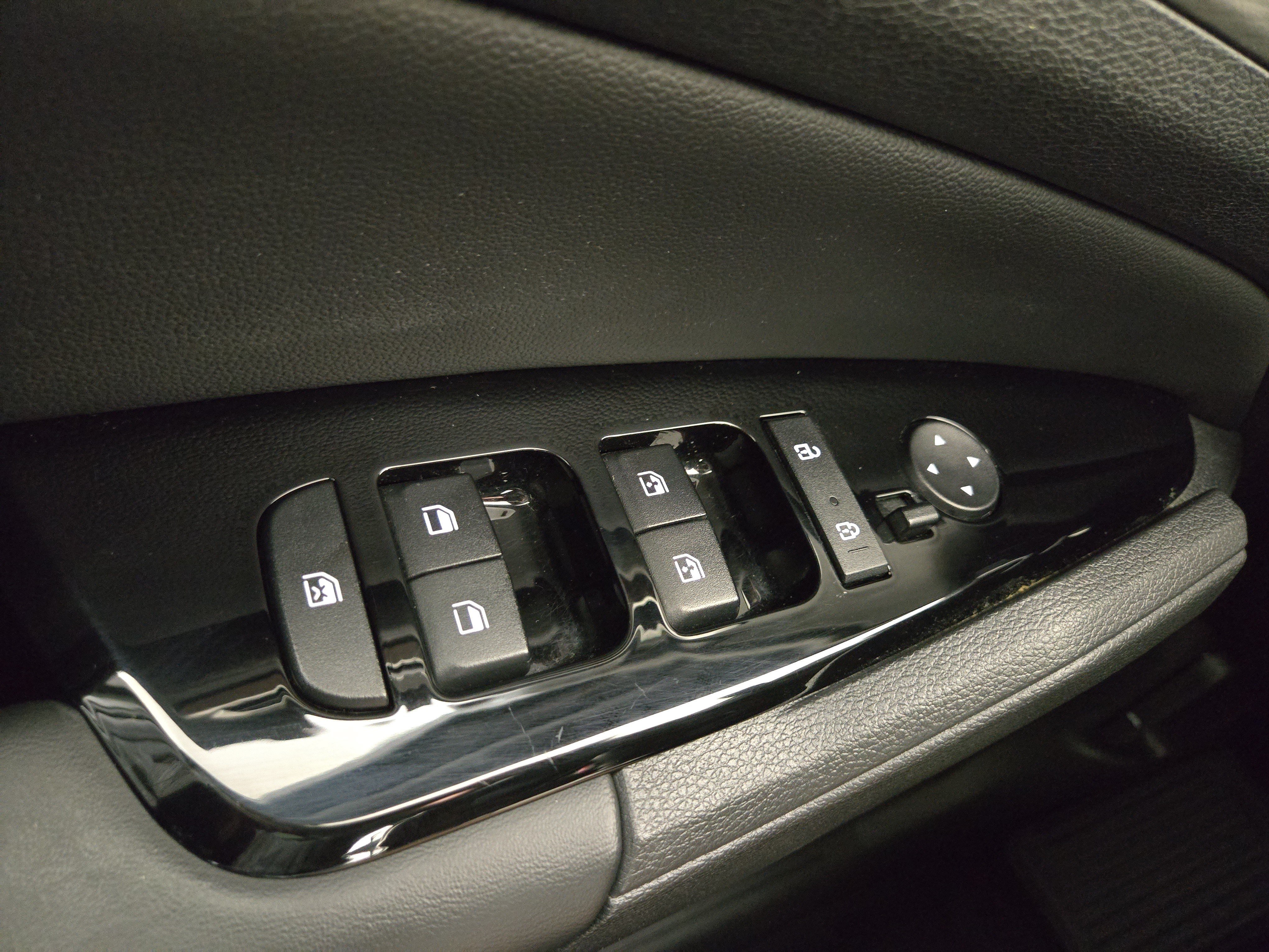 Used 2024 Kia Sportage X-Line w/ X-Line Premium Package AWD/4WD image 31