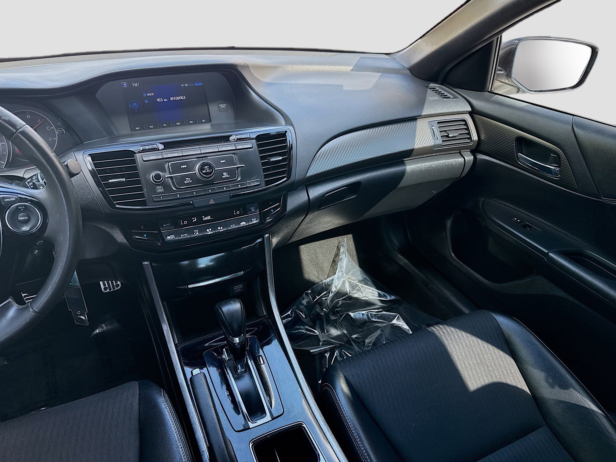 Used 2016 Honda Accord Sport image 21