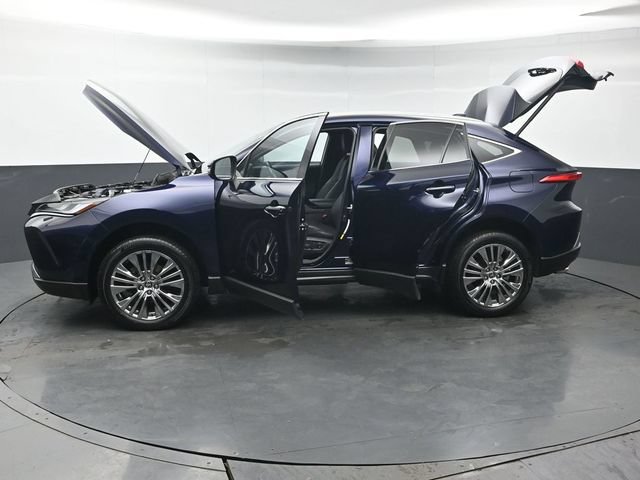 Certified 2024 Toyota Venza XLE AWD/4WD image 49