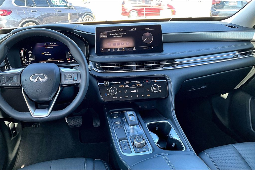 Certified 2023 INFINITI QX60 Luxe w/ Cargo Package AWD/4WD image 8