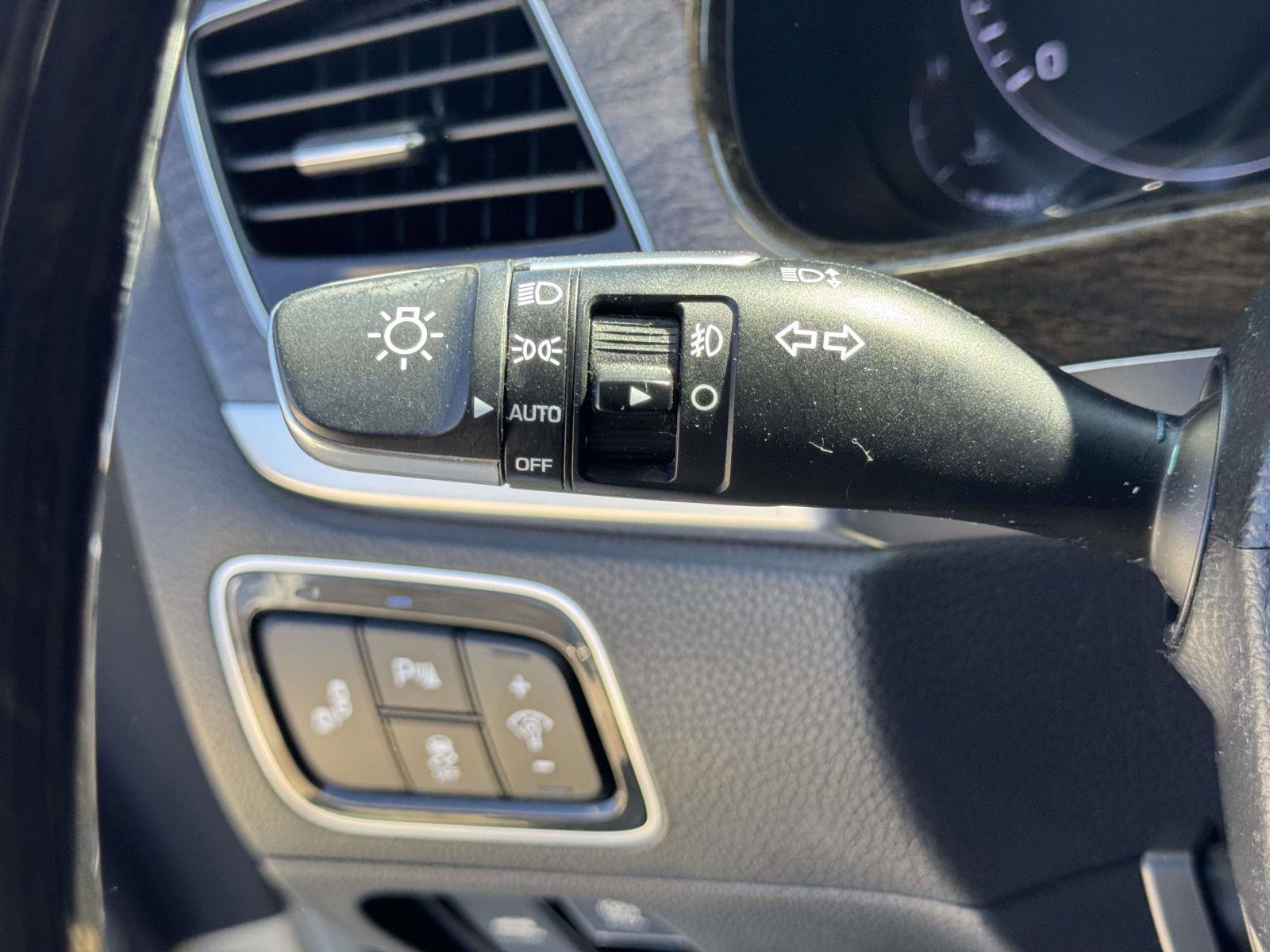 Used 2014 Hyundai Equus Signature RWD image 21