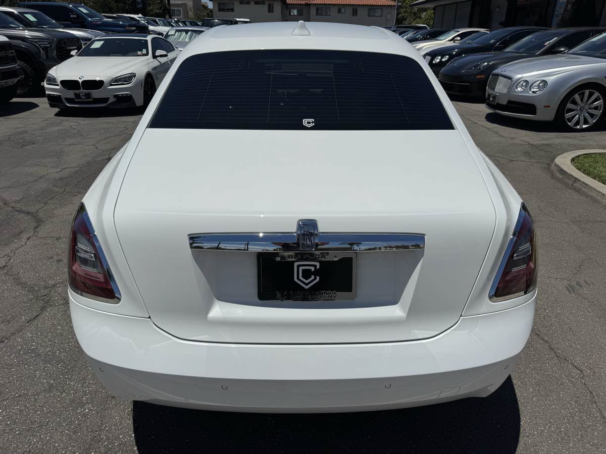 Used 2022 Rolls-Royce Ghost w/ Ghost Package AWD/4WD image 5