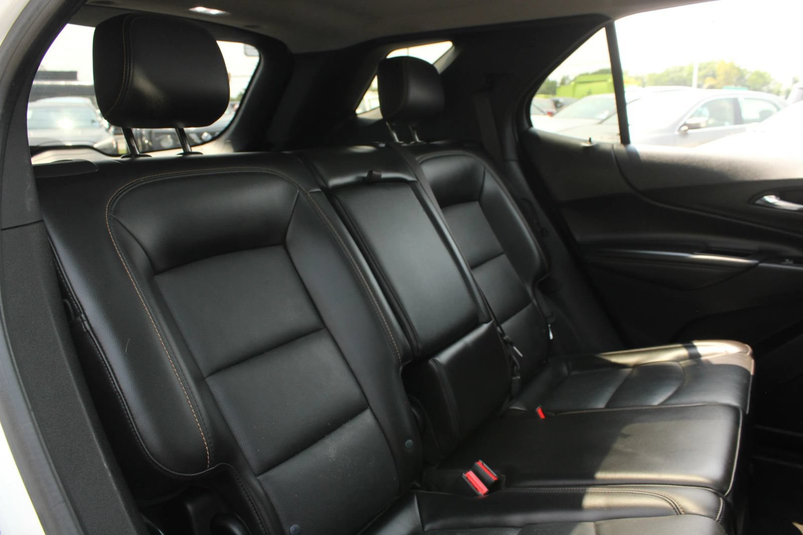 Used 2018 Chevrolet Equinox Premier AWD/4WD image 21