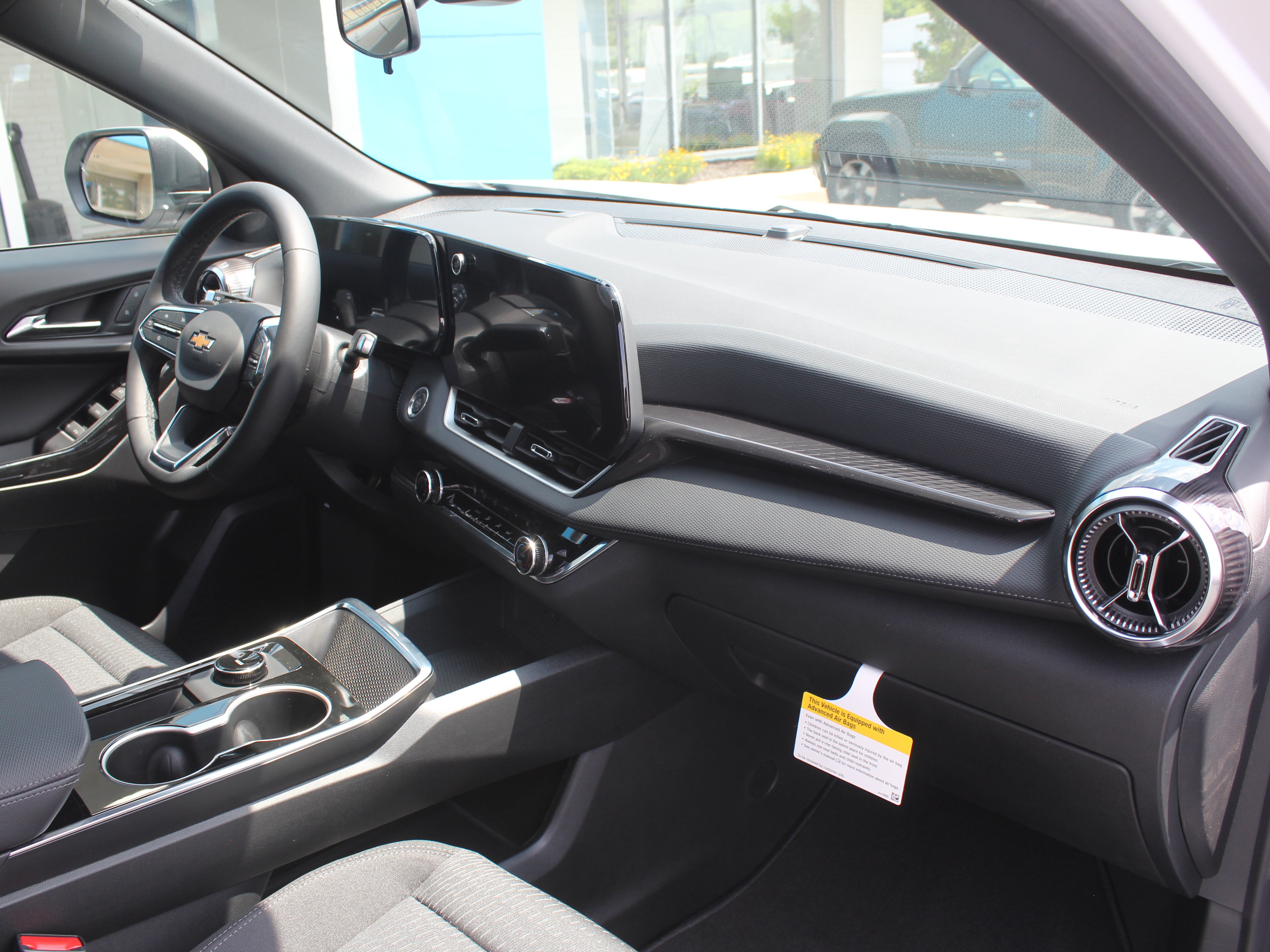 New 2027 Chevrolet Equinox LT AWD/4WD image 14