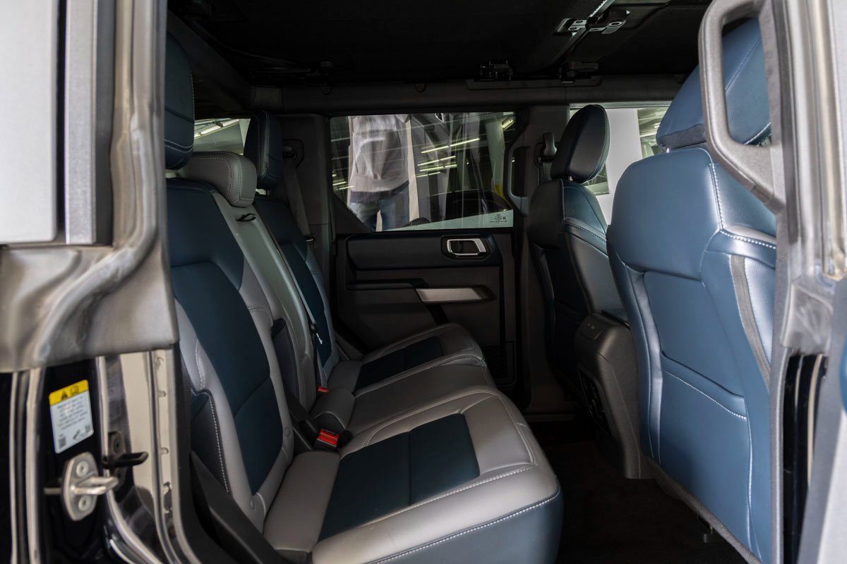 Used 2022 Ford Bronco Outer Banks w/ Sasquatch Package image 37