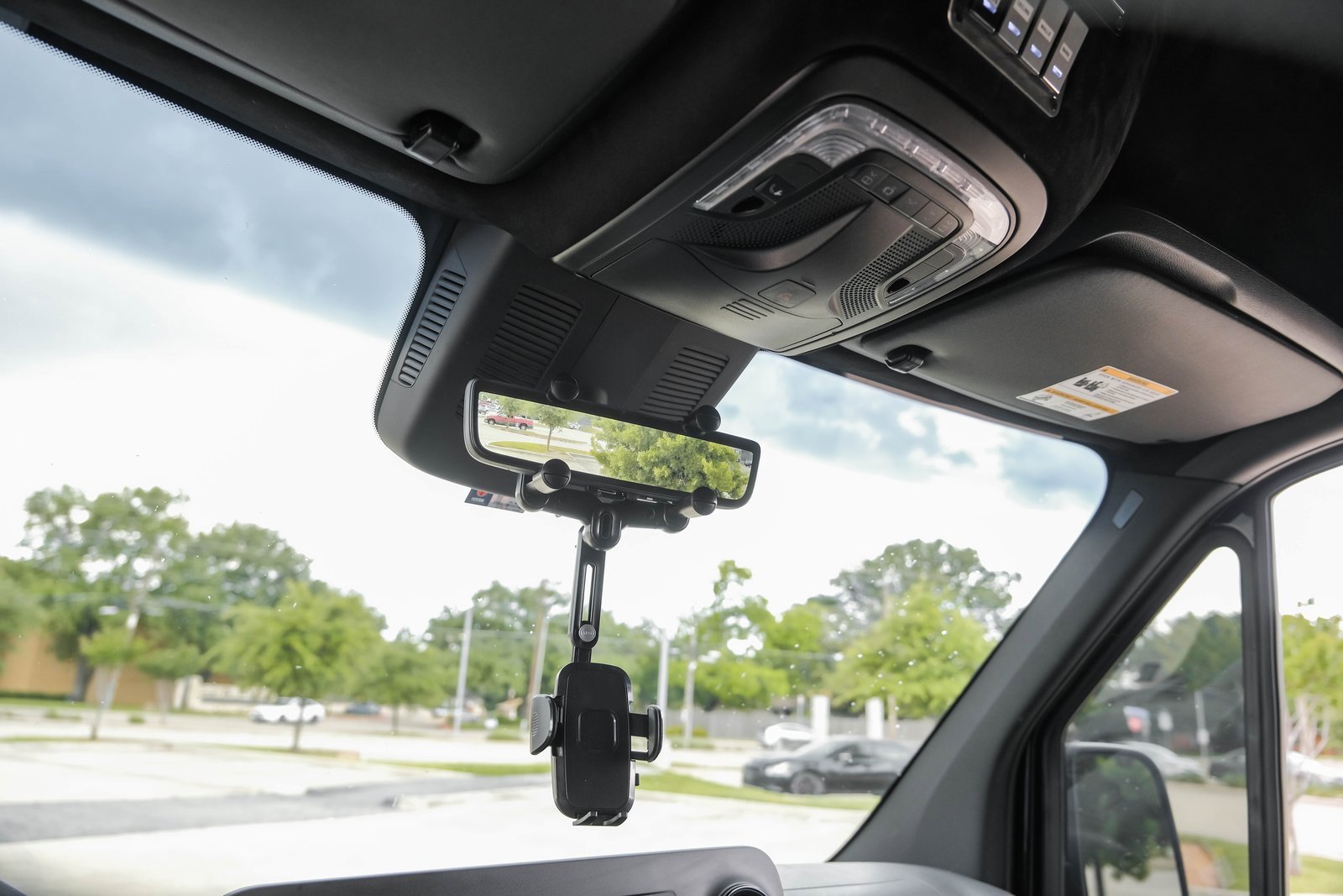 Used 2024 Mercedes-Benz Sprinter 3500 image 35