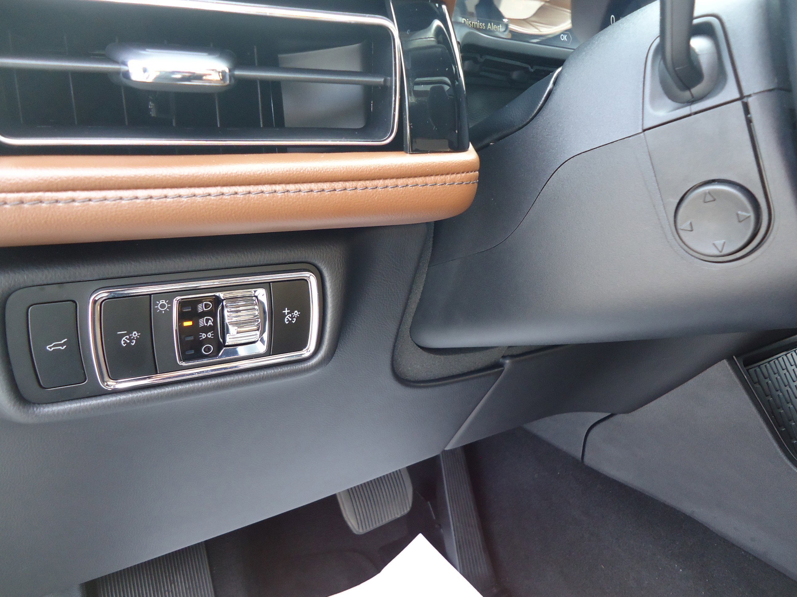 Used 2024 Lincoln Aviator Reserve w/ Equipment Group 201A image 14