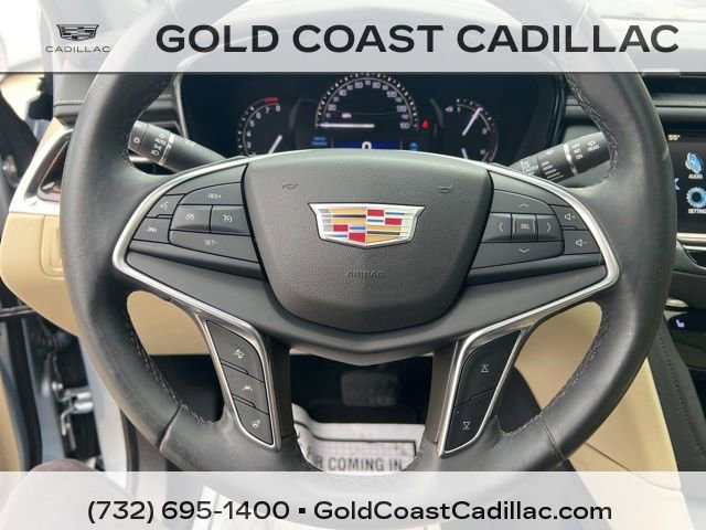 Used 2017 Cadillac XT5 Luxury w/ Driver Awareness Package FWD image 19