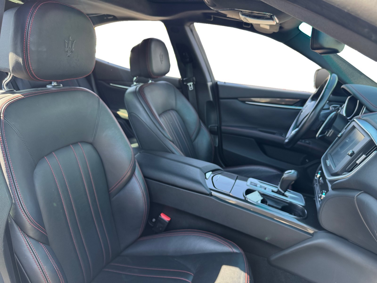 Used 2015 Maserati Ghibli RWD image 14
