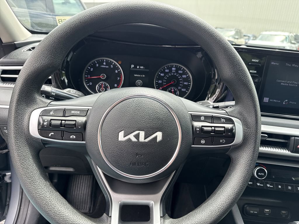 Used 2023 Kia K5 LXS FWD image 23