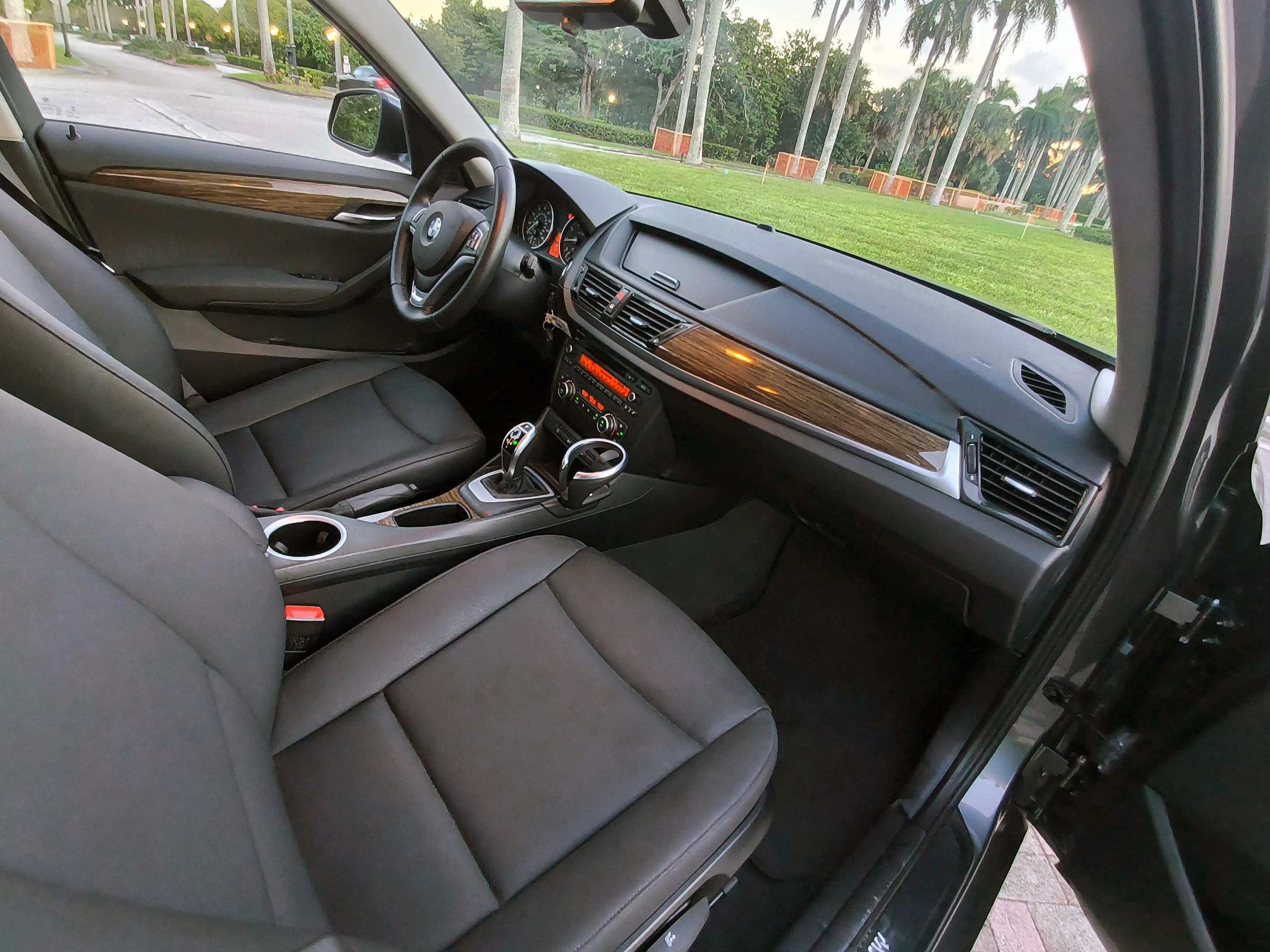 Used 2015 BMW X1 sDrive28i RWD image 40