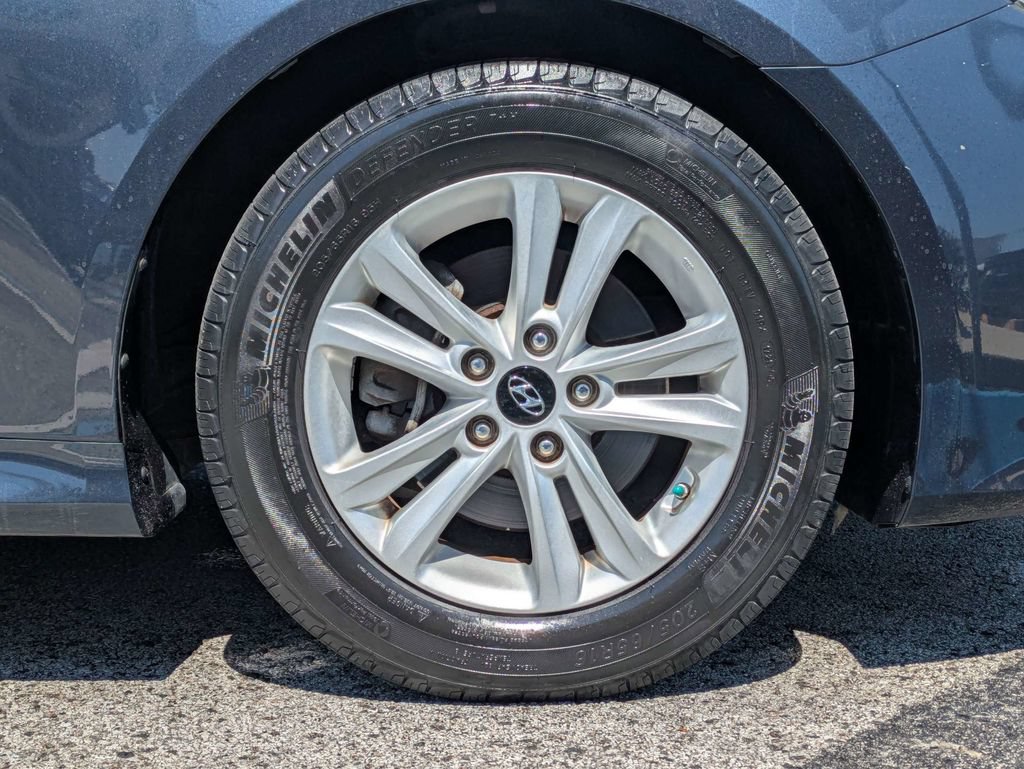 Used 2014 Hyundai Sonata GLS w/ Popular Equipment Group 2 FWD image 11