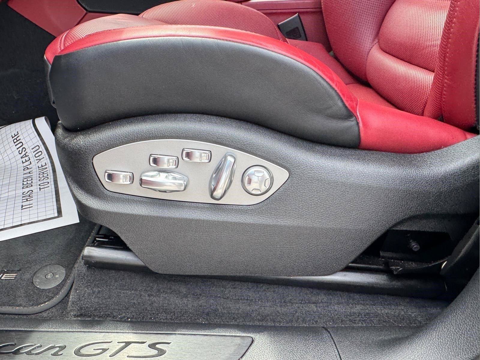 Used 2024 Porsche Macan GTS AWD/4WD image 20