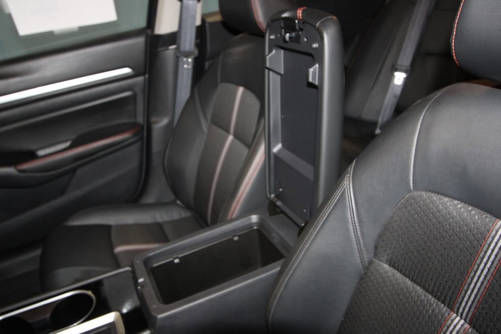 Used 2024 Nissan Altima 2.5 SR image 17